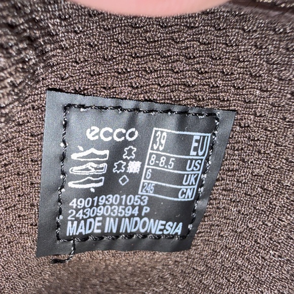 ECCO Modtray Ankle Boot in cognac/ brown leather 39/9/8.5 NWOT - Picture 14 of 14